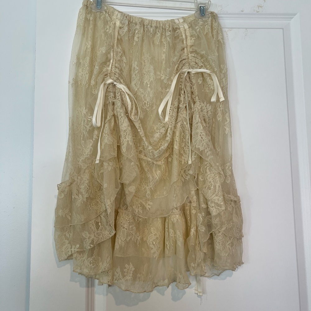 Kimchi Blue Cream Lace Midi Skirt